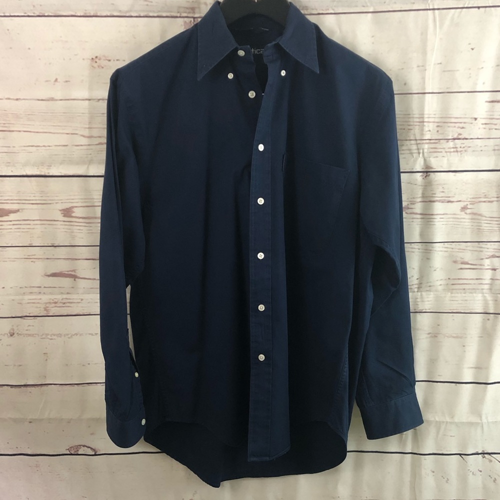 Men’s Nautica navy button down